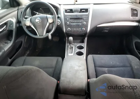 2015 Nissan Altima 2.5 z USA, uszkodzony, nr VIN 1N4AL3AP5FC214469